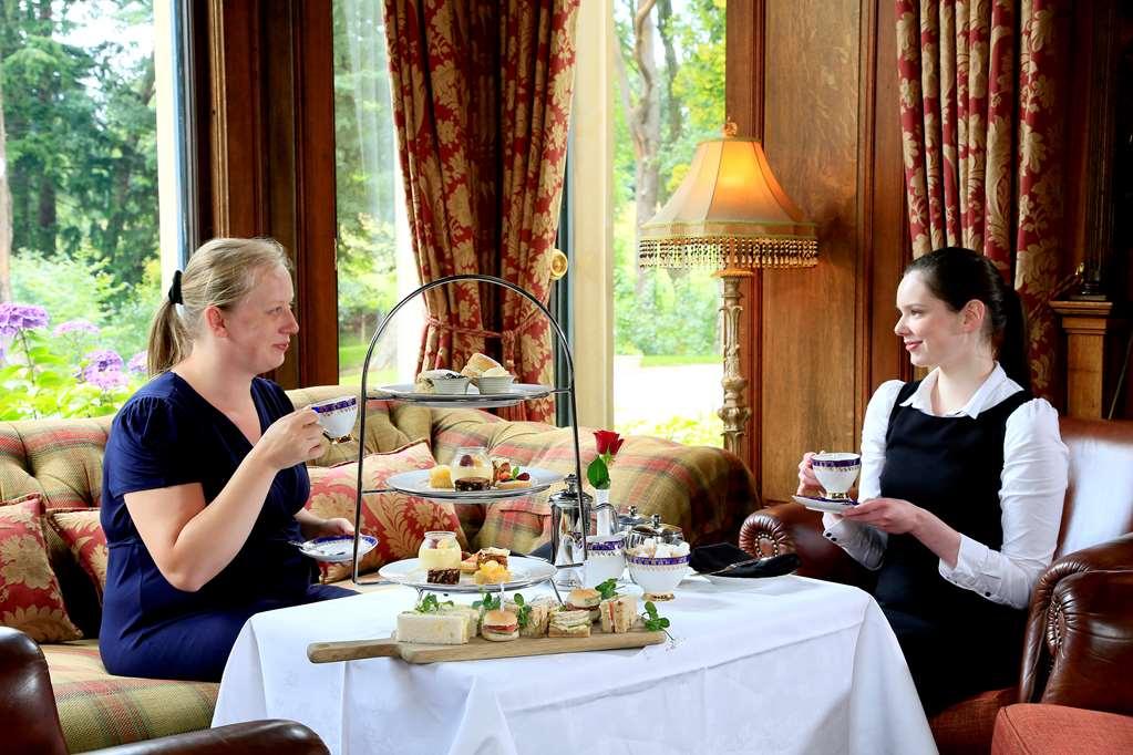 Macdonald Norwood Hall Hotel Aberdeen Restaurant photo
