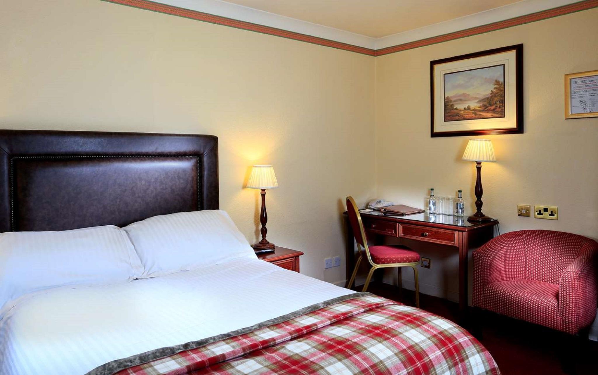 Macdonald Norwood Hall Hotel Aberdeen Extérieur photo