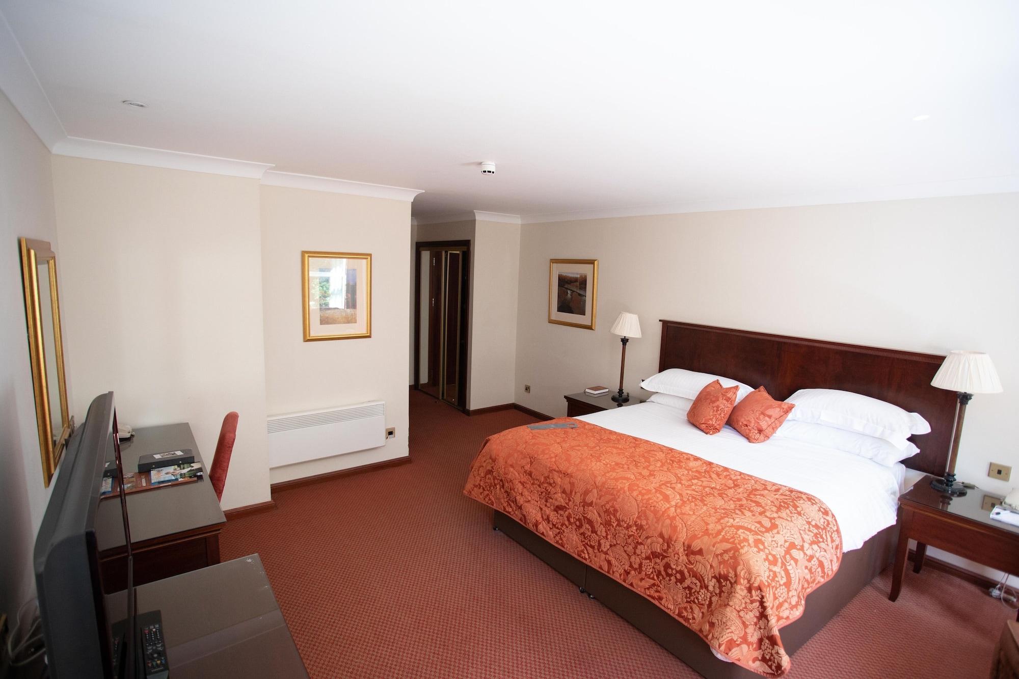Macdonald Norwood Hall Hotel Aberdeen Extérieur photo